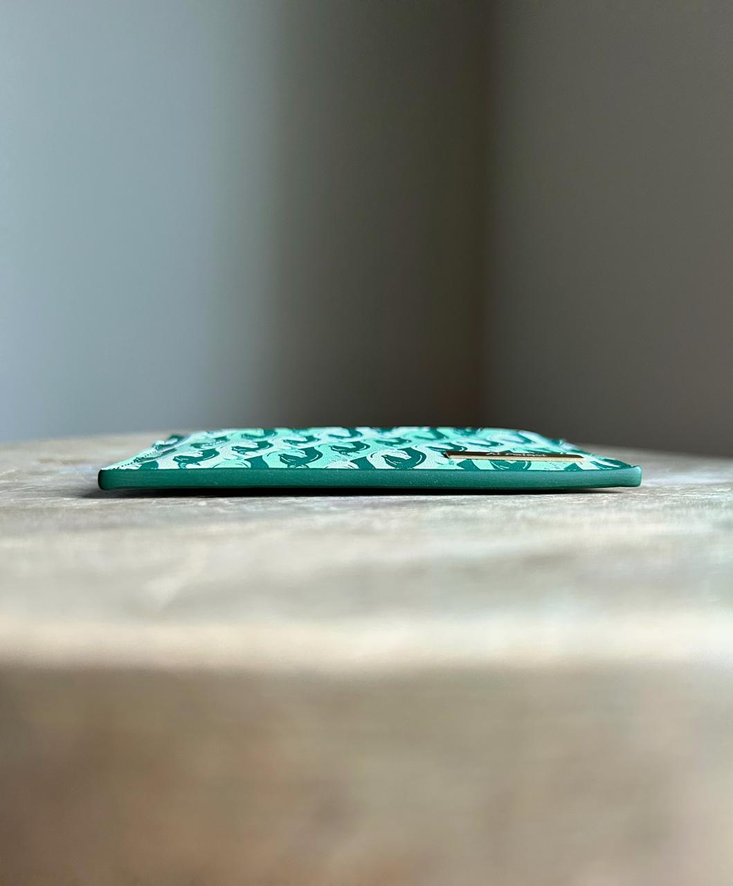 Roro - Infini Personalized Leather Card Holder in Green Gazelle