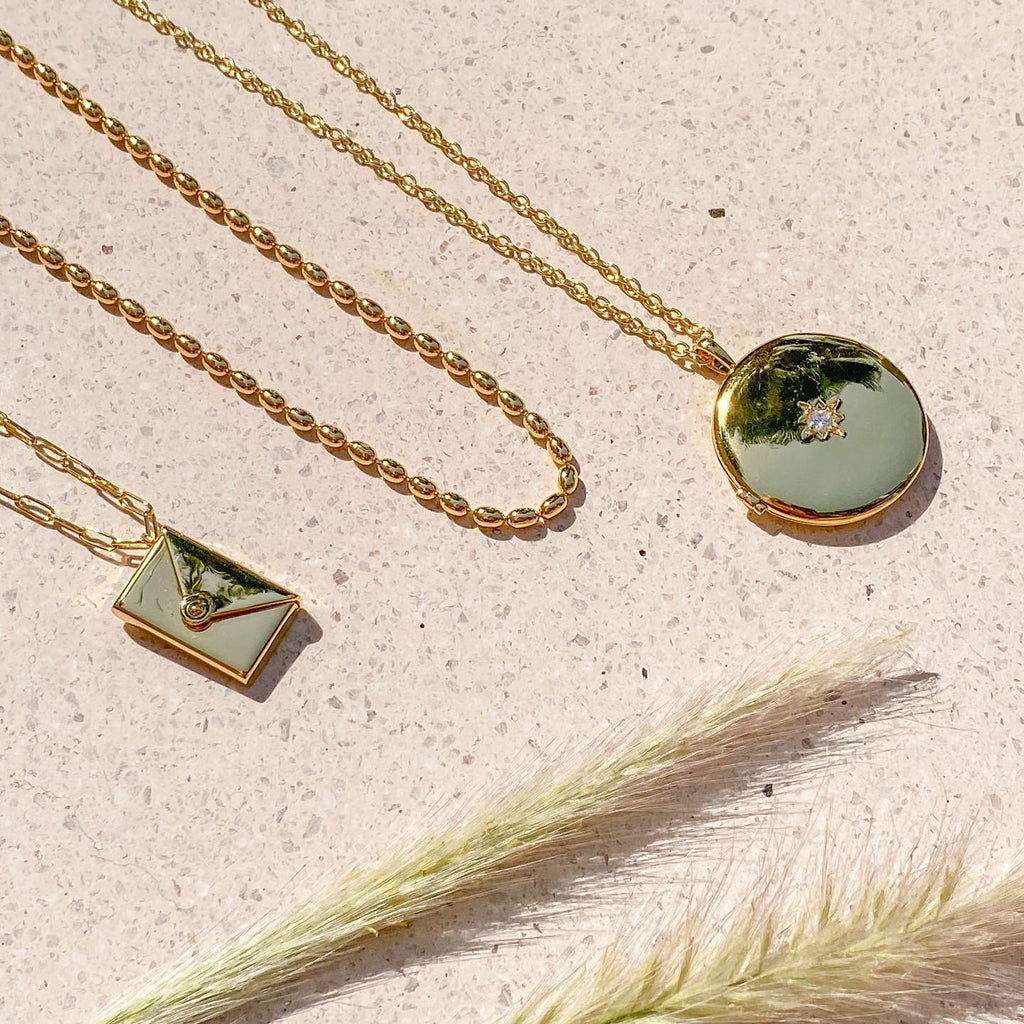 Lettre D'Amour - Envelope Locket Necklace in Gold Vermeil - Roro Arabia - Lockets