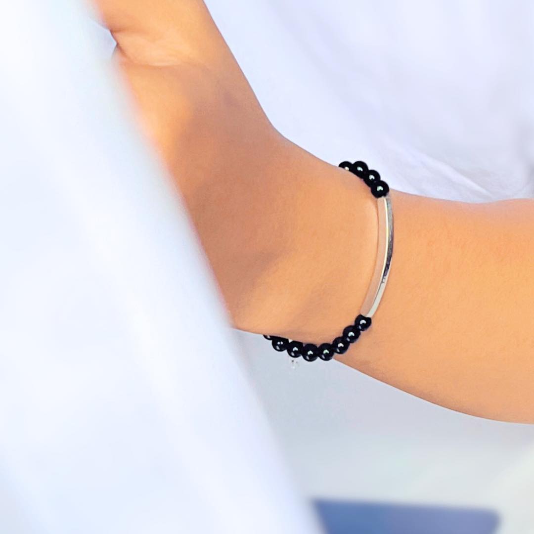 Pierres De Terre Bracelet in Silver, Black Agate - Roro Arabia - Bracelets