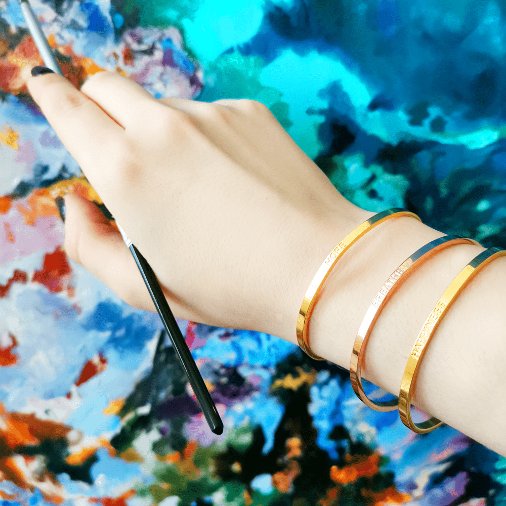 Happiness Cuff in 18K Gold - Roro Arabia -
